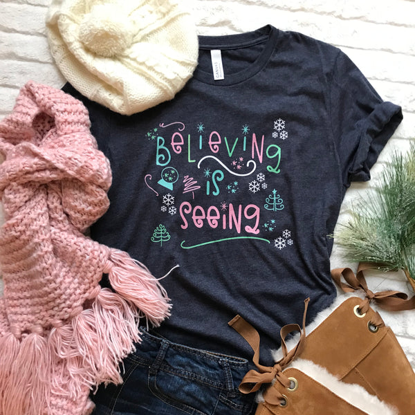 The Santa Clause Believing is seeing Christmas holiday Short-Sleeve Unisex T-Shirt
