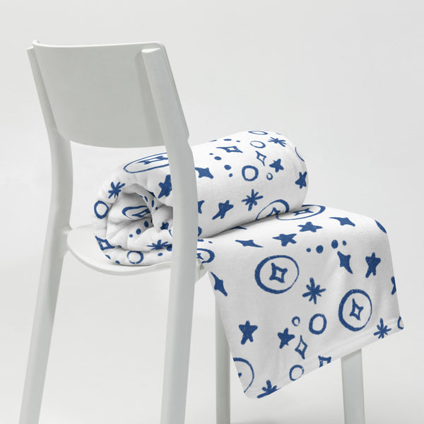 Star Wars Sketch Throw Blanket with BB8 and R2D2 Disney Star Wars Throw Blanket